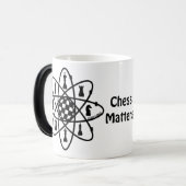 Chess-Matters, Chess-Atom Mok (Voorkant links)