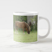 Chestnut Brown Cheval Pâturage Mug (Droite)
