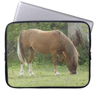 Chestnut Brown Horse Grazing Laptop Bag Sleeve
