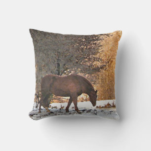 Cheval Brown en Animaux d'hiver Coussin extérieur
