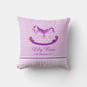 Cheval de roche art violet nom bébé coussin de nai