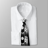 Cheval noir et blanc - Pleine lune à la Cravate de (Attaché)