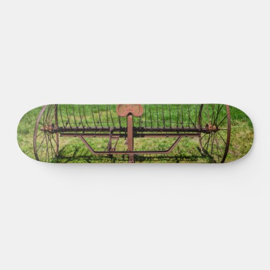 Cheval tiré Hay Rake Skateboard (Horz)