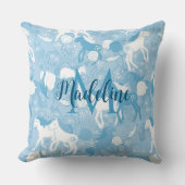 Chevaux dans le Coussin Monogramed Field_Soft Blue (Recto)