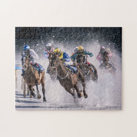 Chevaux de course dans le puzzle de neige (Horizontal)