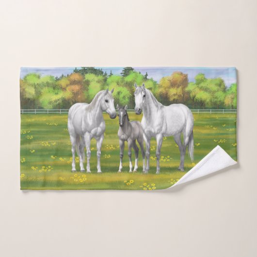 Chevaux Gris De La Pomme Blanche En Été (Serviette à main)