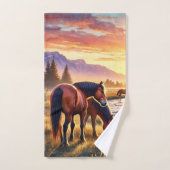 Chevaux Mustang Sauvages au Coucher de Soleil  (Serviette à main)
