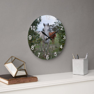 Chevaux Peekaboo, Horloge murale