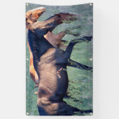 CHEVAUX SAUVAGES DE Bannière UTAH AVEC GROMMETS (Vertical)