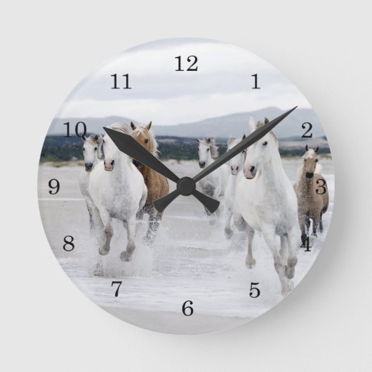 Chevaux sauvages fonctionnant sur une horloge de (Recto)