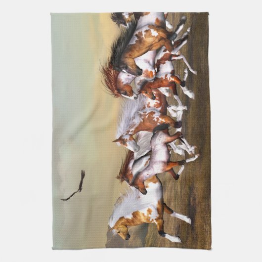 Chevaux sauvages Herd Serviette de cuisine (Vertical)