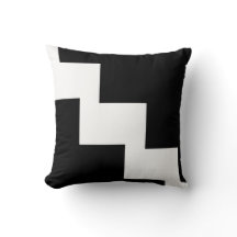 Chevron Black en White Toss Pillow