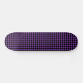 Chevron controleert druiven en zwart skateboard (Horizontaal)