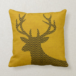 Chevron Deer Silhouette over Burlap   mosterd Kussen