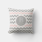 Chevron Gray Pink White Monogram Weddenschap Pillo Kussen (Voorkant)