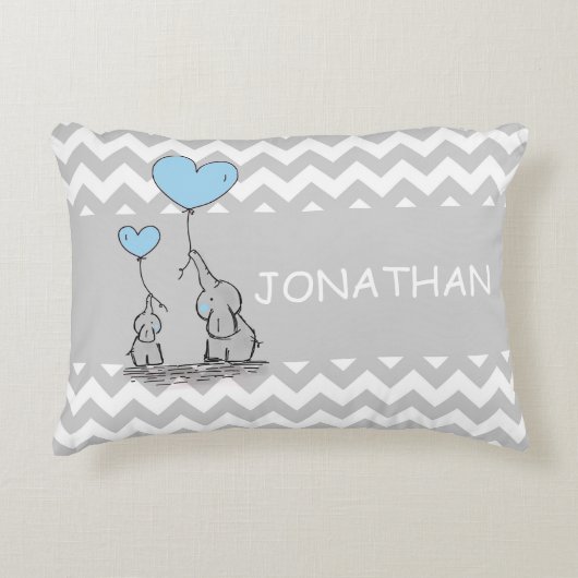 Chevron Gray White BLUE BOY Elephant Heart Accent Kussen (Voorkant)