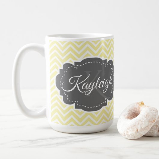 Chevron Jaune Mug de café personnalisée (Avec donut)