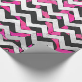 Chevron Koe Hot Pink en Black Print Cadeaupapier (Hoek)