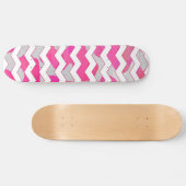 Chevron Koe Hot Pink en White Print Skateboard (Horizontaal)