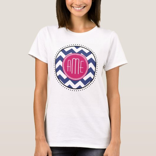Chevron Pattern met monogram - magenta op de marin T-shirt (Voorkant)