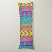 Chevron Pattern on Wood Texture by Shirley Taylor Lichaamskussen (Voorkant Verticaal)