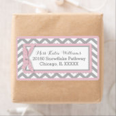 Chevron Pink Polka-dot Bow Baby Étiquette (En situation)