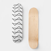 Chevron Stripe Black en White Geometric Pattern Skateboard (Voorkant)