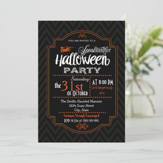 Chevron & Typographie Invitation Halloween (Debout devant)