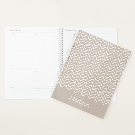 Chevron Zigzag Ondulé Beige Et Blanc Avec Nom (Devant avec enveloppe)