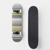 Chevron Zigzag Stripe Pattern Skateboard (Voorkant)