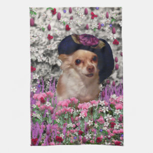 Chi Chi in Flowers - Chihuahua Puppy in Cute Pet Theedoek