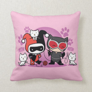 Chibi Harley Quinn en Chibi Catoman met katten Kussen