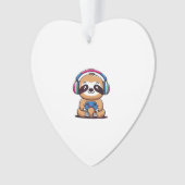 Chibi Kawaii Sloth Gamer � Cute Funny Animal with Ornament (voorkant)