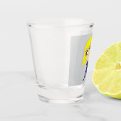 Chibi met een kat als staart shot glas (Links)