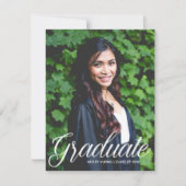 Chic Afstuderen Witte Typografie Overlay 2025 Foto Aankondiging (Voorkant)