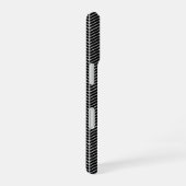 Chic Black Herringbone Chevron Zig Zag Monogram iPhone 16 Hoesje (Rechterkant)