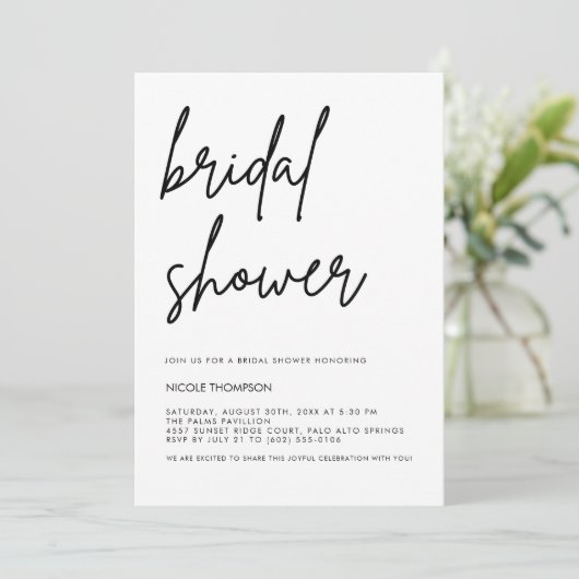 Chic Black Script Bridal Shower Invitation Minimal (Debout devant)