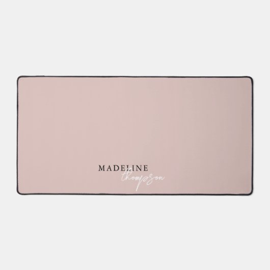 Chic Bleek Roze Beige Script Monogram Bureaumat (Voorkant)