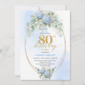 Chic Blue Hydrangea Eucalyptus 80th Birthday Invit Kaart (Voorkant)