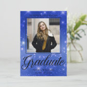 Chic Blue Sparkle Afstuderen Foto Afstuderen Aankondiging (Staand voorkant)