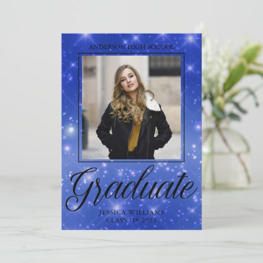 Chic Blue Sparkle Afstuderen Foto Afstuderen Aankondiging (Staand voorkant)