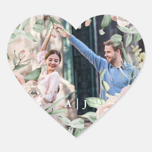 Chic Blush Floral met Monogram Photo Weddenschap Hart Sticker (Voorkant)
