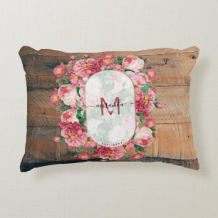 Chic Botanical  Wreatinmonogram Hout Accent Kussen