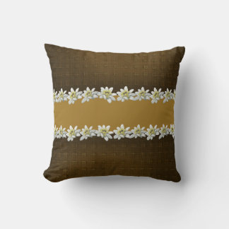 Chic Brown et or Edelweiss Accent Coussin