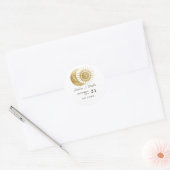 Chic Celestial Witgouden Zon Maan Monogram Crest  Ronde Sticker (Envelop)