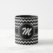 Chic Chevron Monogram M ZigZag in zwart-wit Mok (Midden)