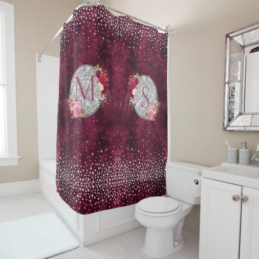 Chic faux Silver Glitter Burgundy Floral monogram Douchegordijn (In situ)