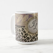 Chic Feathers met Leopard Print Monogram Koffiemok (Voorkant links)