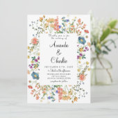Chic Fleur sauvage Garden Wedding Invitation (Debout devant)