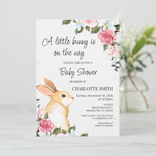 Chic Floral Little Bunny Baby shower Invitation Kaart (Staand voorkant)